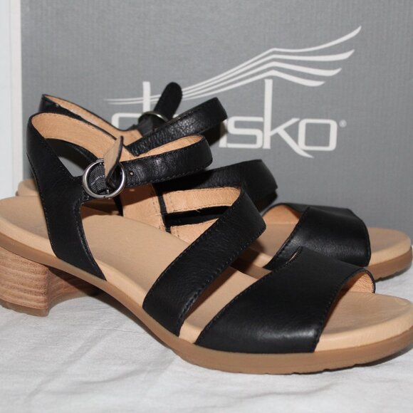 Dansko Tansy Nappa Chunk Heels Ankle Strap Black Sandals 40 - Picture 1 of 4